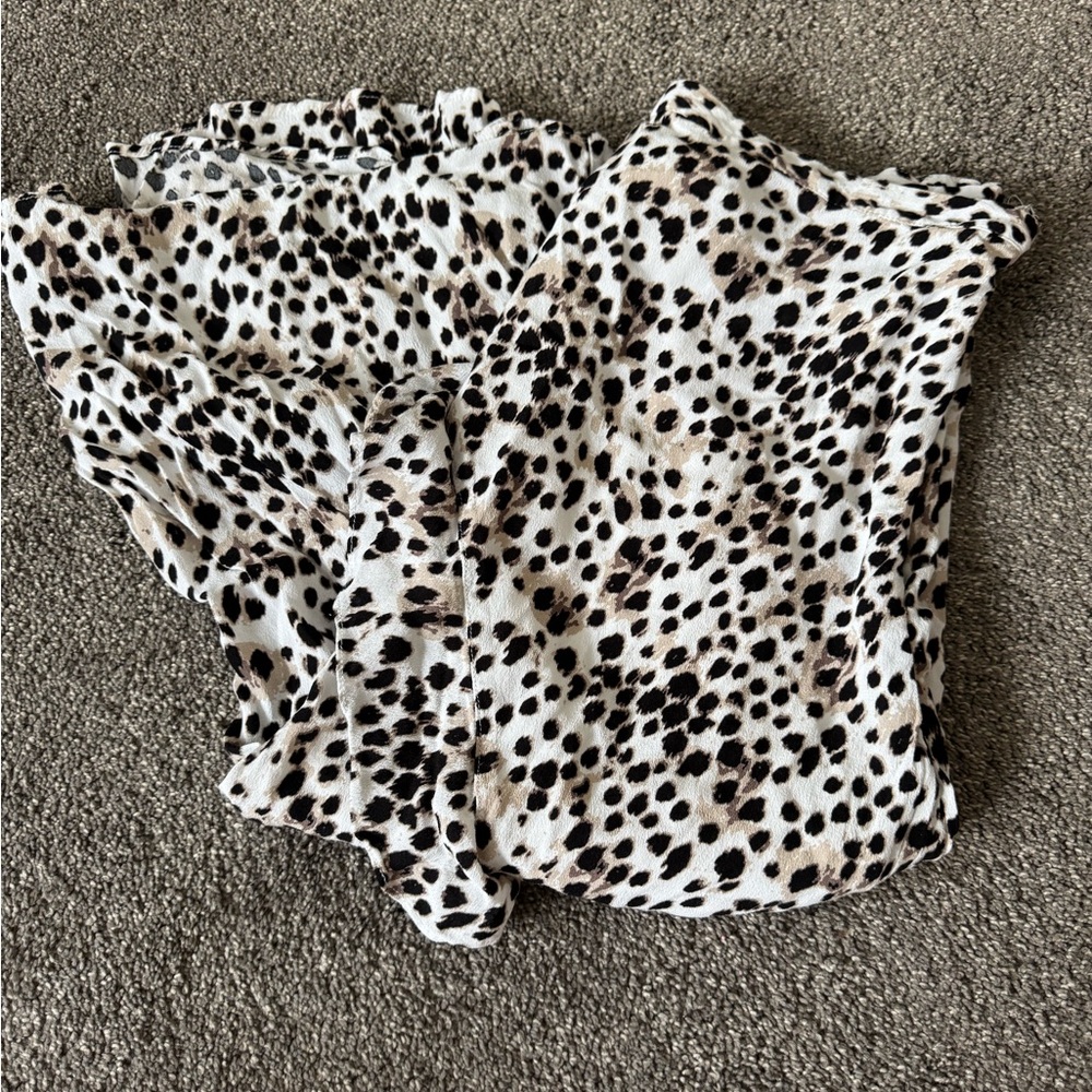 Leopard skirt